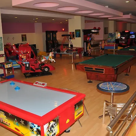 Hotell Hedef 5*