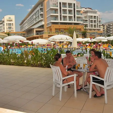 Hedef - Ultra Hotel 5*
